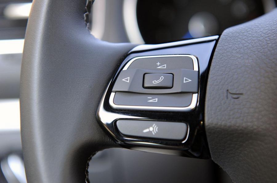  Volkswagen Golf R 2012 года  (фото 28 из 106)